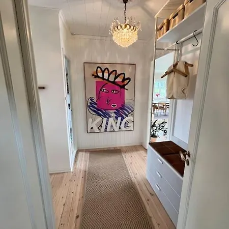 3 Bedroom Full House - Close To Ons & Centrum Villa