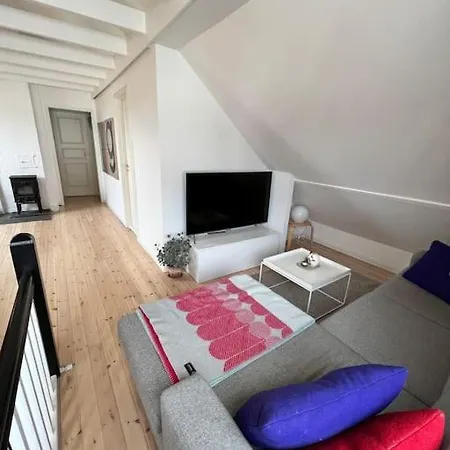 3 Bedroom Full House - Close To Ons & Centrum Βίλα *