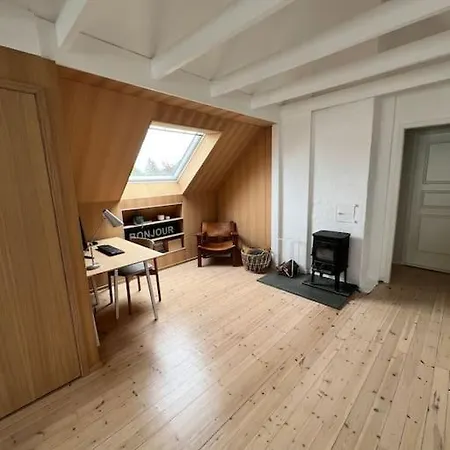 Villa 3 Bedroom Full House - Close To Ons & Centrum *