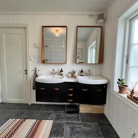 3 Bedroom Full House - Close To Ons & Centrum * Stavanger
