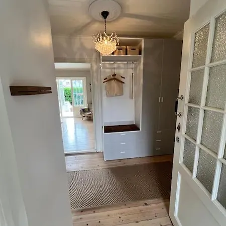 3 Bedroom Full House - Close To Ons & Centrum Βίλα