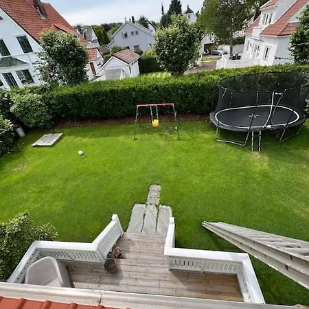 3 Bedroom Full House - Close To Ons & Centrum Βίλα *